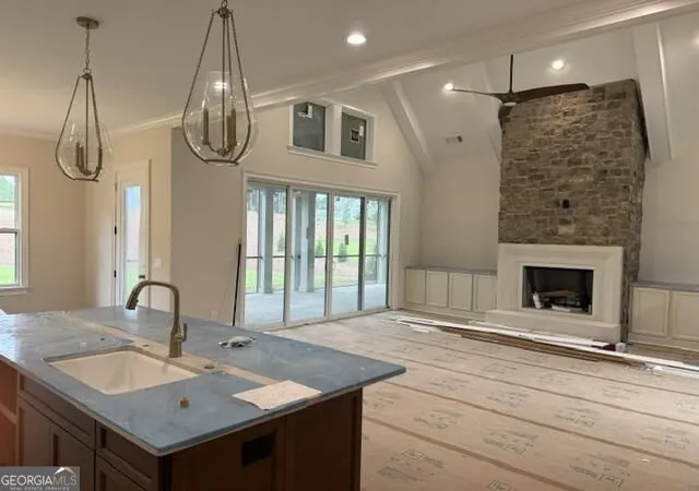 Photo 3 of Sale Pending at 1010 Shadow Crk Way, Greensboro, GA 30642 | MLS# 10840709 | Listing updated on 2026-09-05