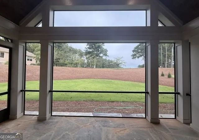 Photo 4 of Sale Pending at 1010 Shadow Crk Way, Greensboro, GA 30642 | MLS# 10840709 | Listing updated on 2026-09-05