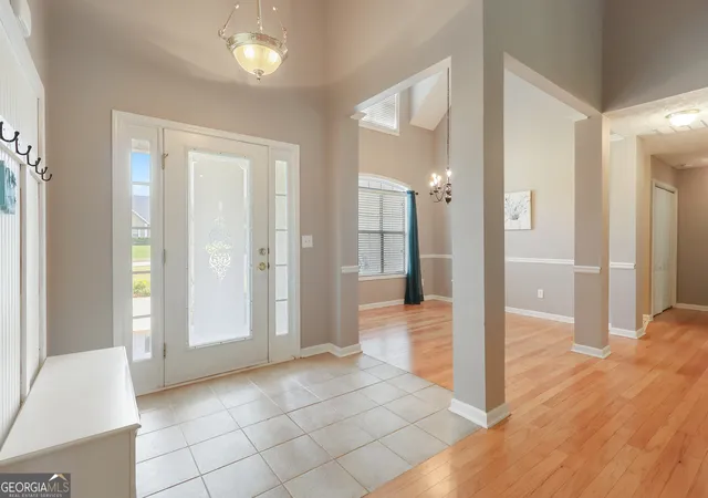 Photo 4 of Single family home for sale at 200 Chatfield Way, Locust Grove, GA 30248 | MLS# 10837029 | Listing updated on 2026-09-15