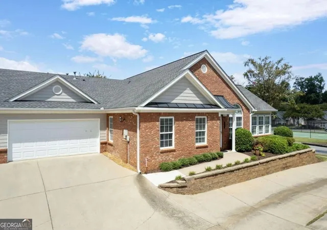 Photo 2 of Condo for sale at 606 Somerton Pl, Cumming, GA 30040 | MLS# 10843106 | Listing updated on 2026-09-10