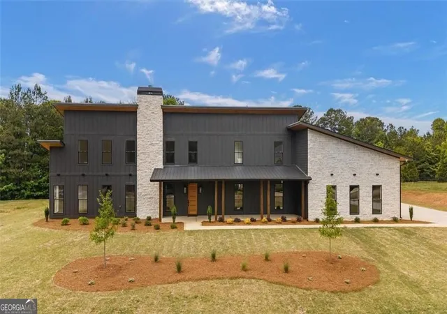 Photo 3 of Single family home for sale at 112 Summit Ln, Bremen, GA 30110 | MLS# 10838723 | Listing updated on 2026-09-21