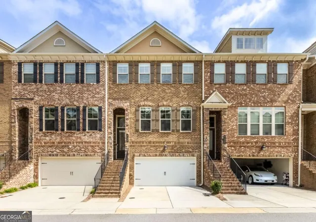Photo 2 of Townhouse for sale at 4199 Townsend Ln, Atlanta, GA 30346 | MLS# 10837206 | Listing updated on 2026-09-13
