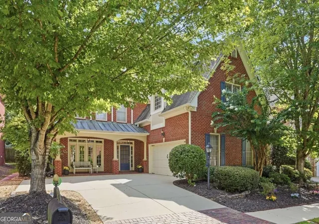 Photo 2 of Sale Pending at 510 Wembley Cir, Sandy Springs, GA 30328 | MLS# 10848164 | Listing updated on 2026-10-02