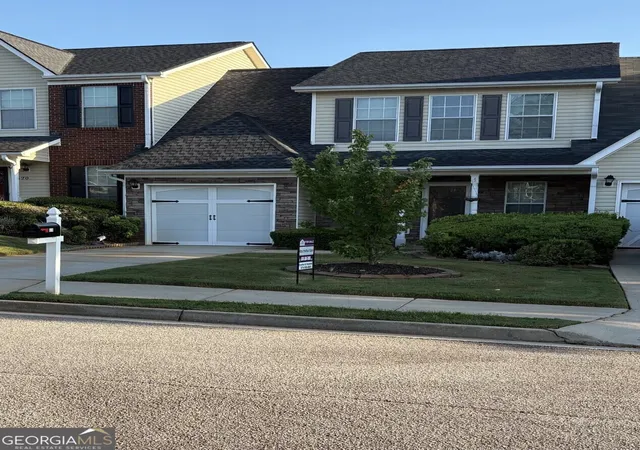 Photo 1 of Townhouse for sale at 610 City Park Dr, Mcdonough, GA 30252 | MLS# 10742916 | Listing updated on 2026-10-01
