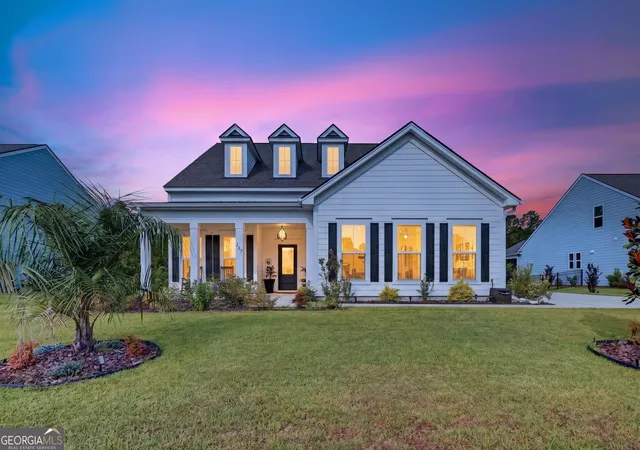 Photo 1 of Single family home for sale at 257 Heron Creek Dr, Richmond Hill, GA 31324 | MLS# 10821361 | Listing updated on 2026-10-21