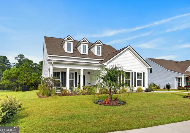 Photo 4 of Single family home for sale at 257 Heron Creek Dr, Richmond Hill, GA 31324 | MLS# 10821361 | Listing updated on 2026-10-21