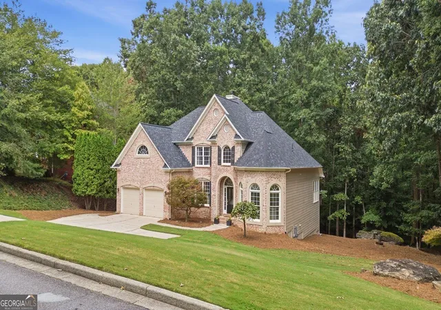 Photo 1 of Single family home for sale at 4705 N River Dr, Cumming, GA 30041 | MLS# 10851314 | Listing updated on 2026-10-08