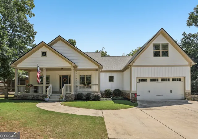 Photo 1 of Single family home for sale at 7220 Serenity Pl, Cumming, GA 30041 | MLS# 10831774 | Listing updated on 2026-09-17