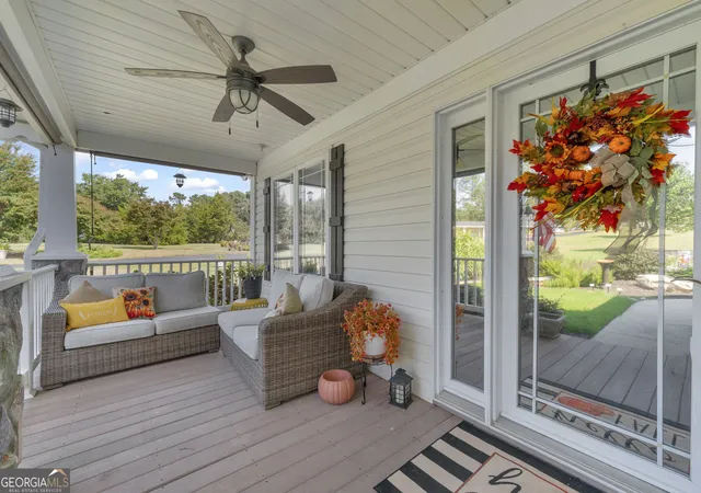 Photo 3 of Single family home for sale at 26 Players Ln, Hartwell, GA 30643 | MLS# 10849779 | Listing updated on 2026-10-04