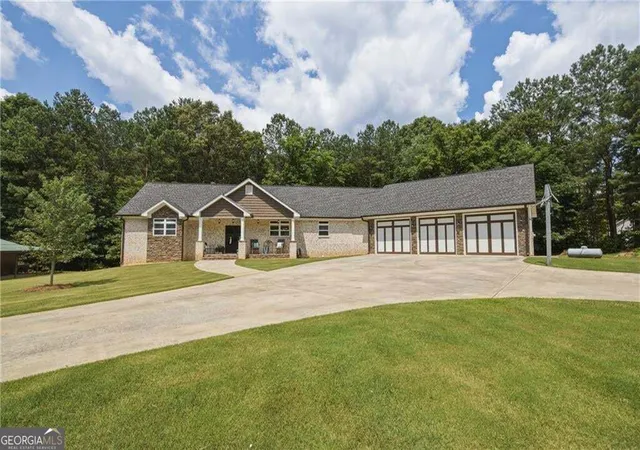 Single family home for sale at 580 Old Yorkville Rd, Dallas, GA 30157 | MLS# 10842629 | Listing updated on 2026-10-08