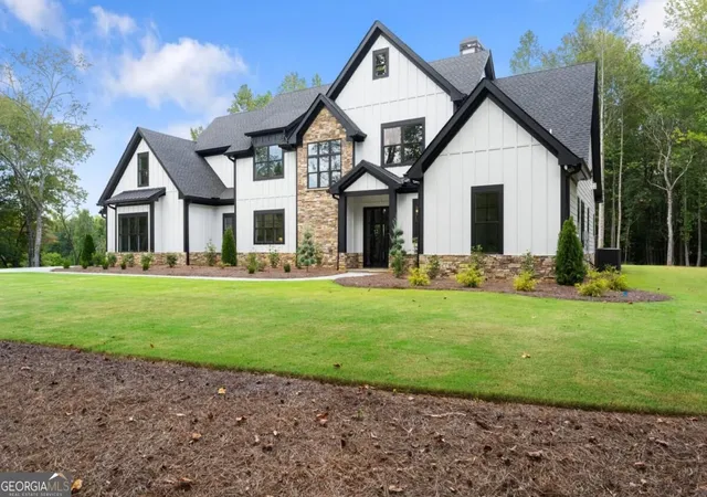 Photo 2 of Single family home for sale at 5697 Ball Ground Rd, Ball Ground, GA 30107 | MLS# 10850554 | Listing updated on 2026-10-05