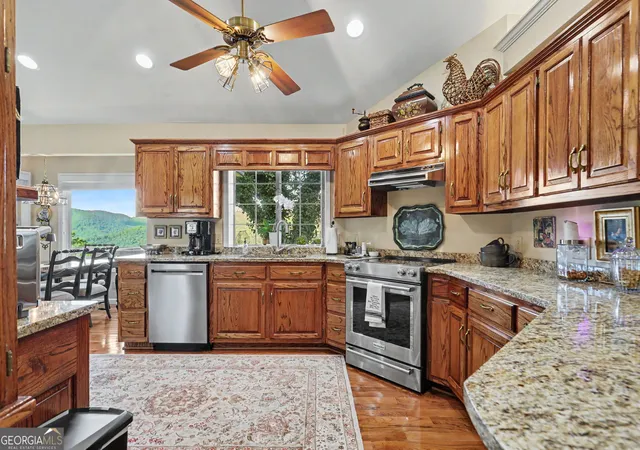 Photo 3 of Single family home for sale at 4169 Ridgecrest Trl, Hiawassee, GA 30546 | MLS# 10843582 | Listing updated on 2026-09-10