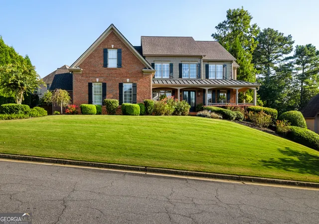 Photo 2 of Mansion for sale at 5115 Millwood Dr, Canton, GA 30114 | MLS# 10847921 | Listing updated on 2026-09-25