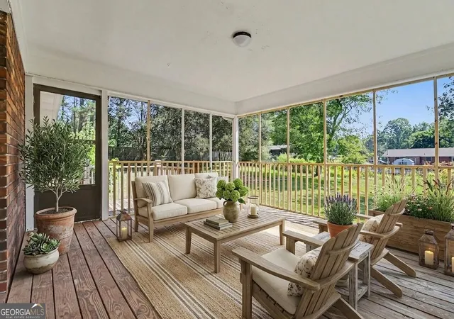 Photo 4 of Single family home for sale at 5139 Presley Dr, Flowery Branch, GA 30542 | MLS# 10842393 | Listing updated on 2026-09-23