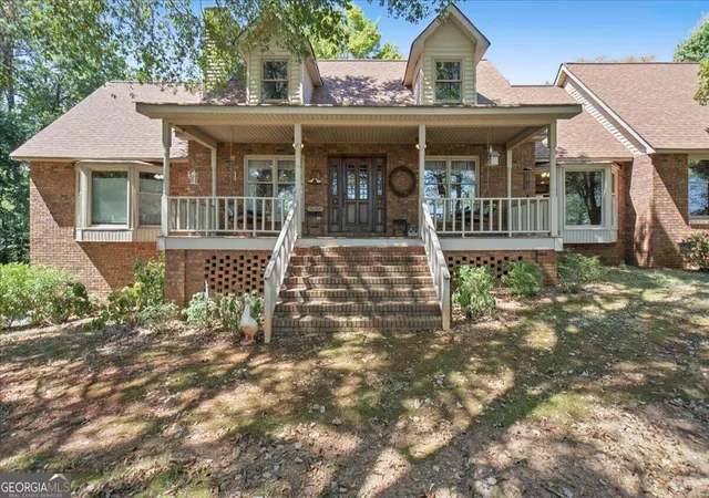 Photo 2 of Single family home for sale at 450 Lucas Rd Sw, Cartersville, GA 30120 | MLS# 10844390 | Listing updated on 2026-09-12