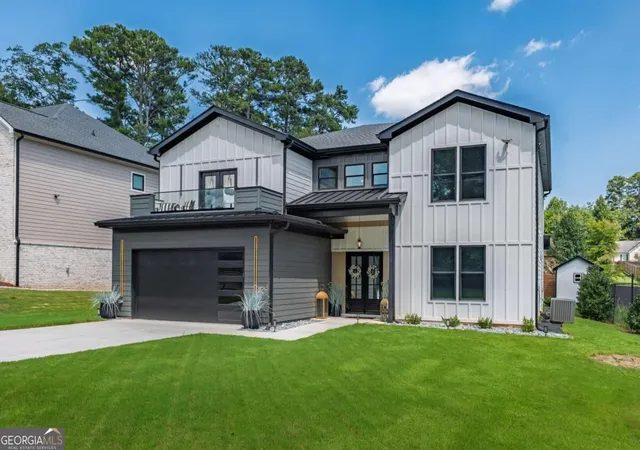 Photo 2 of Single family home for sale at 3204 Regalview Ter, Acworth, GA 30101 | MLS# 10837961 | Listing updated on 2026-09-17