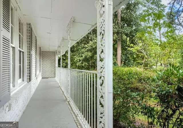 Photo 4 of Single family home for sale at 3107 Kingscliff Way NE, Atlanta, GA 30345 | MLS# 10858054 | Listing updated on 2026-10-29