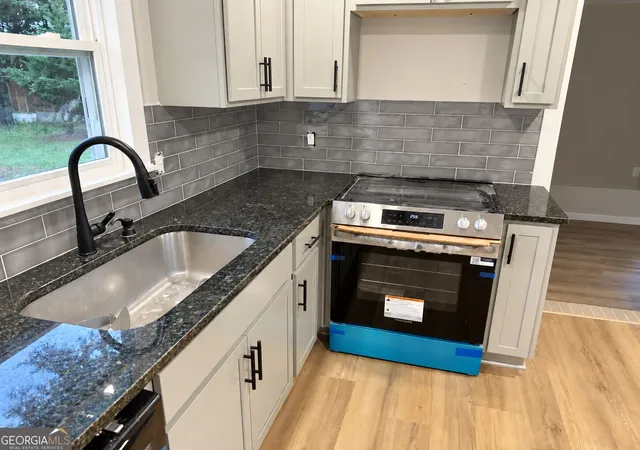 Photo 2 of Single family home for sale at 631 W Hightower Trl, Social Circle, GA 30025 | MLS# 10852677 | Listing updated on 2026-10-08