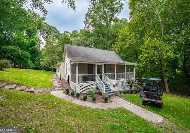 Photo 3 of Sale Pending at 4481 Mclain Cir, Acworth, GA 30101 | MLS# 10755029 | Listing updated on 2026-10-06