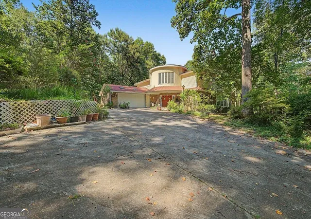 Photo 2 of Single family home for sale at 430 Legion Lake Rd, Villa Rica, GA 30180 | MLS# 10837740 | Listing updated on 2026-09-15