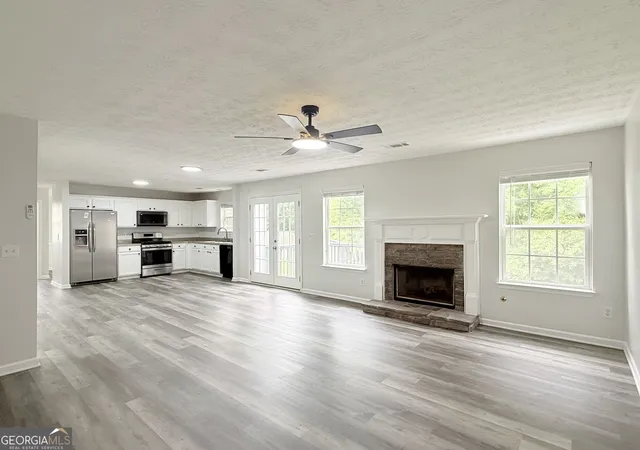 Photo 2 of Single family home for sale at 928 Shannon, Loganville, GA 30052 | MLS# 10852169 | Listing updated on 2026-10-08