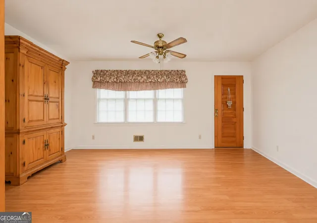 Photo 4 of Sale Pending at 540 Freeman St, Jackson, GA 30233 | MLS# 10837604 | Listing updated on 2026-09-06