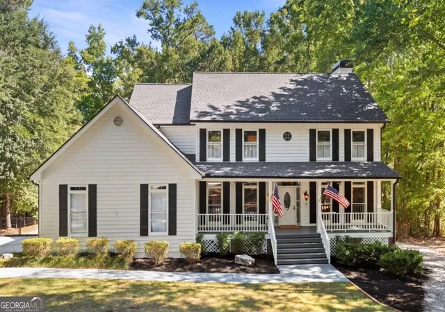 Photo 2 of Single family home for sale at 3256 Fieldcrest Rd, Loganville, GA 30052 | MLS# 10847078 | Listing updated on 2026-09-23