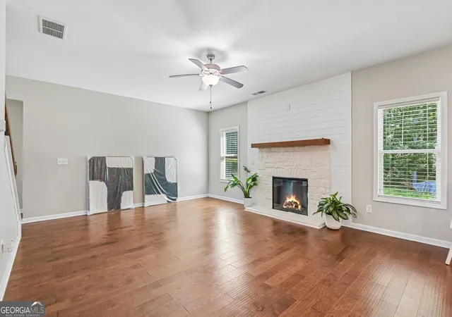 Photo 4 of Single family home for sale at 512 Clinton Dr, Temple, GA 30179 | MLS# 10827172 | Listing updated on 2026-09-10