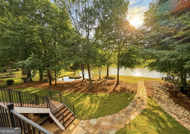 Photo 1 of Sale Pending at 220 Youngs Cir, Fayetteville, GA 30215 | MLS# 10806424 | Listing updated on 2026-10-26