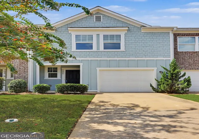 Townhouse for sale at 11900 Fuller St, Hampton, GA 30228 | MLS# 10841994