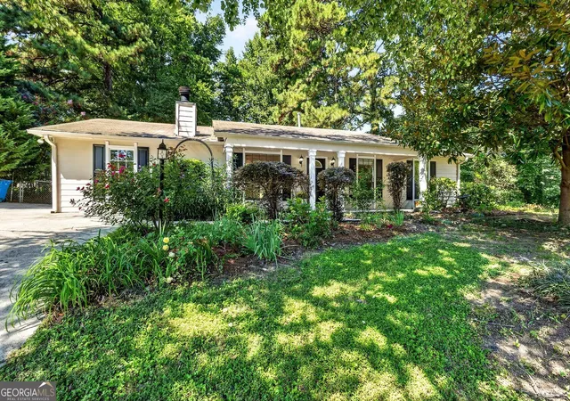Photo 1 of Single family home for sale at 850 The Cir, Lawrenceville, GA 30043 | MLS# 10849391 | Listing updated on 2026-10-02