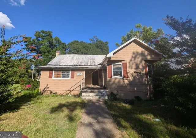 Photo 1 of Single family home for sale at 705 S Monroe St, Bainbridge, GA 39819 | MLS# 10846441 | Listing updated on 2026-09-22