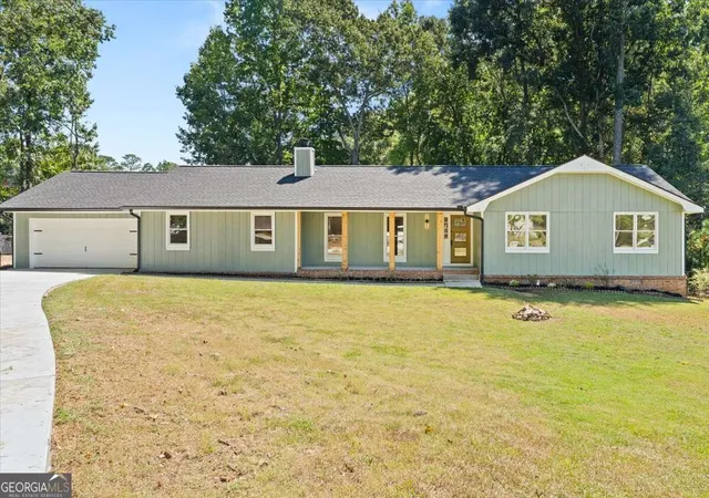 Photo 1 of Single family home for sale at 2177 E Chester Cir Se, Conyers, GA 30013 | MLS# 10848410 | Listing updated on 2026-09-23