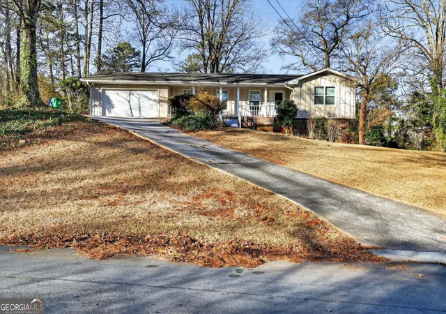 Photo 2 of Single family home for sale at 3325 Idlecreek Way, Decatur, GA 30034 | MLS# 10880577 | Listing updated on 2026-10-28