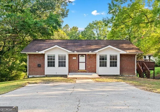 Photo 1 of Single family home for sale at 1412 Elite Dr, Dalton, GA 30720 | MLS# 10847718 | Listing updated on 2026-09-17