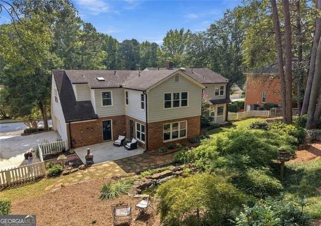 Photo 3 of Single family home for sale at 2819 Livsey Dr, Tucker, GA 30084 | MLS# 10844001 | Listing updated on 2026-10-09