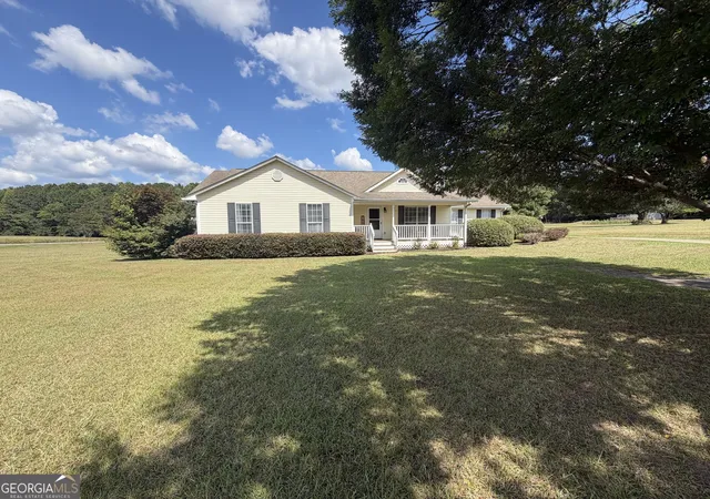 Photo 1 of Single family home for sale at 2008 Birdie Rd, Griffin, GA 30223 | MLS# 10837465 | Listing updated on 2026-09-12