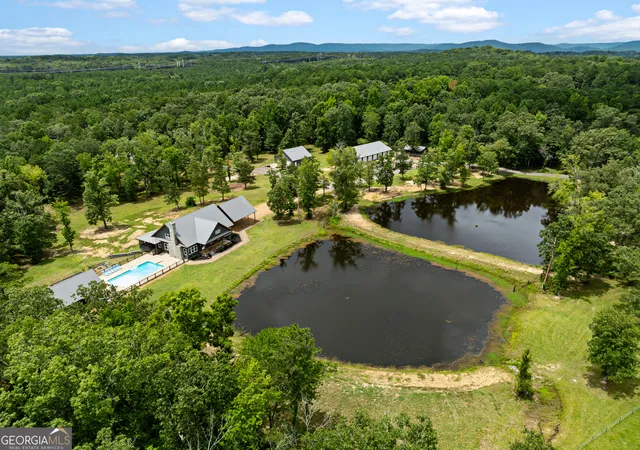 Photo 2 of Mansion for sale at 1577 Livingston Rd Sw, Rome, GA 30161 | MLS# 10816841 | Listing updated on 2026-09-03