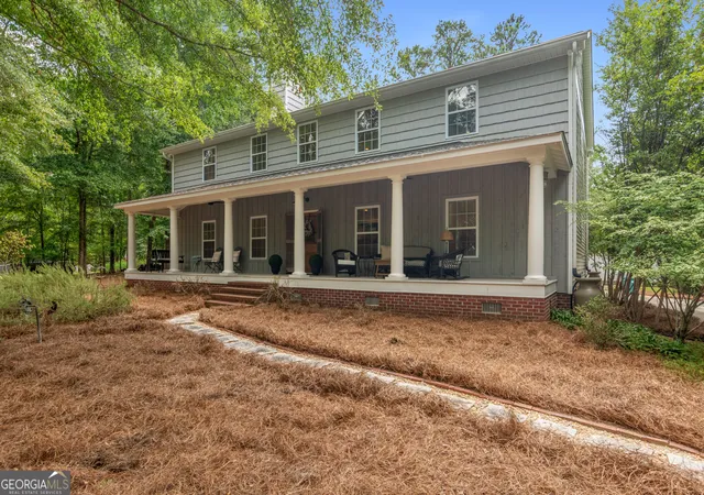 Photo 3 of Single family home for sale at 308 W Lakeview Dr Ne, Milledgeville, GA 31061 | MLS# 10840865 | Listing updated on 2026-09-19