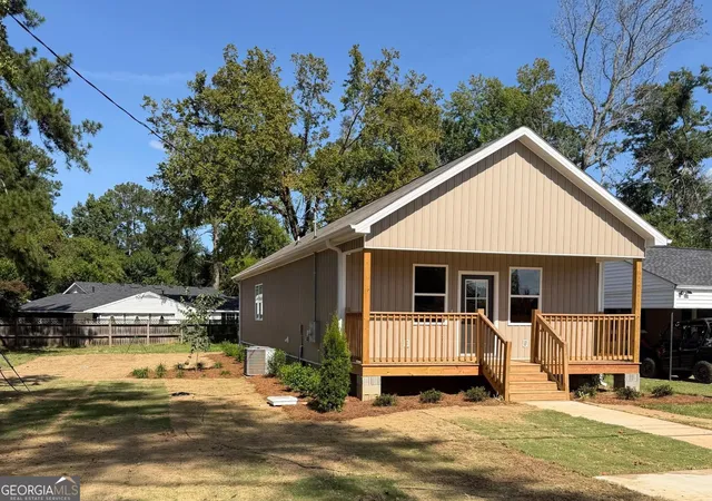 Single family home for sale at 14 Lake Shore Loop, Augusta, GA 30904 | MLS# 10772554 | Listing updated on 2026-09-09