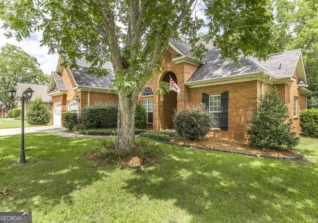 Photo 4 of Single family home for sale at 104 Pembroke Point, Centerville, GA 31028 | MLS# 10841399 | Listing updated on 2026-09-07