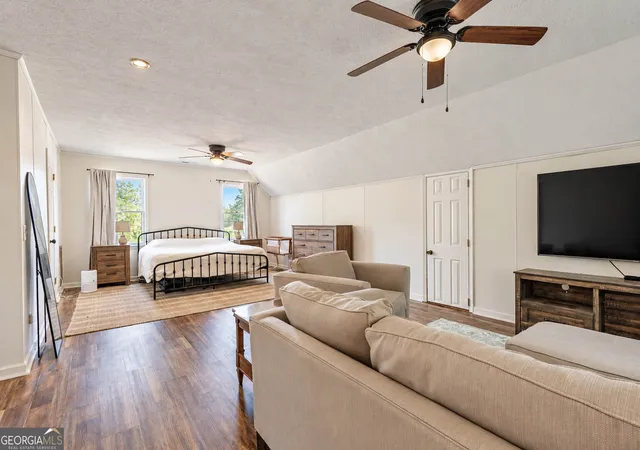 Photo 3 of Sale Pending at 265 Oxford St, Heflin, AL 36264 | MLS# 10845980 | Listing updated on 2026-10-02