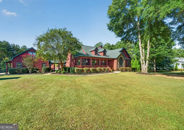 Photo 1 of Single family home for sale at 2030 Aqua Rd, Madison, GA 30650 | MLS# 10849174 | Listing updated on 2026-10-02