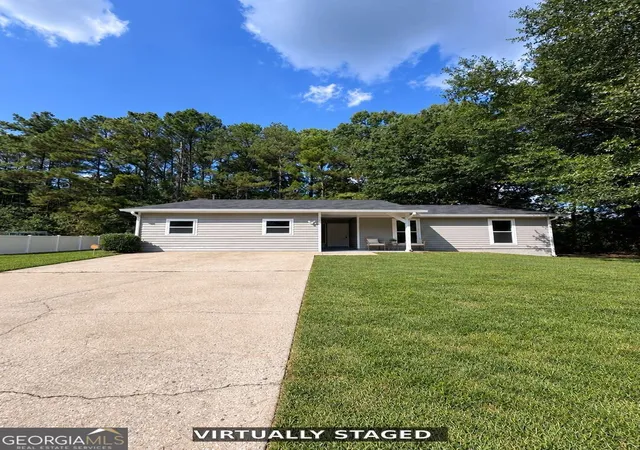 Single family home for sale at 3512 Riverchase Knls, Decatur, GA 30034 | MLS# 10851766