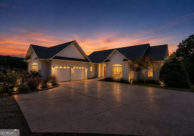 Photo 2 of Single family home for sale at 178 Starlight Ln, Blairsville, GA 30512 | MLS# 10844172 | Listing updated on 2026-09-25