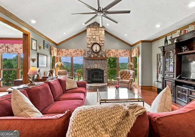 Photo 3 of Single family home for sale at 178 Starlight Ln, Blairsville, GA 30512 | MLS# 10844172 | Listing updated on 2026-09-25