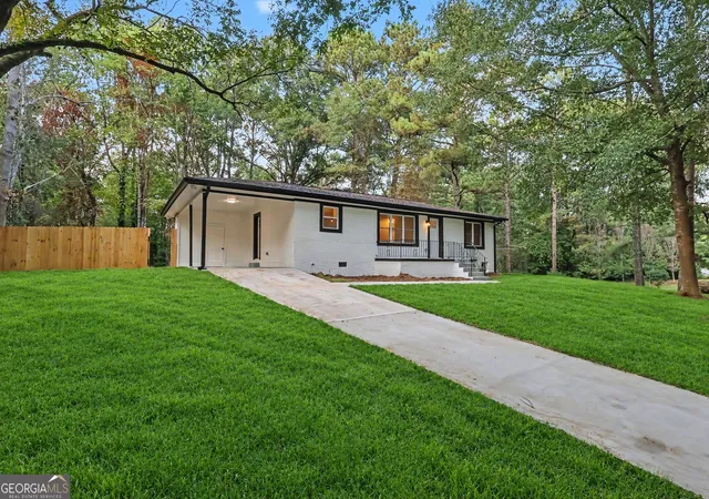 Photo 2 of Single family home for sale at 4225 Bakers Fry Rd Sw, Atlanta, GA 30331 | MLS# 10846688 | Listing updated on 2026-10-08
