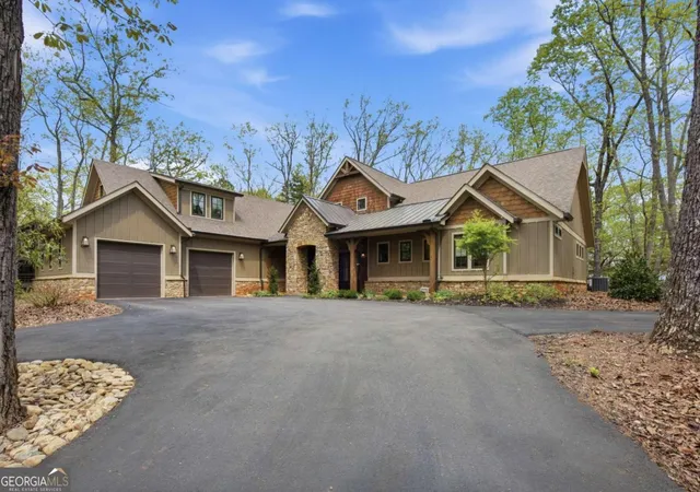 Photo 2 of Single family home for sale at 83 Summit Dr W, Big Canoe, GA 30143 | MLS# 10734899 | Listing updated on 2026-09-11