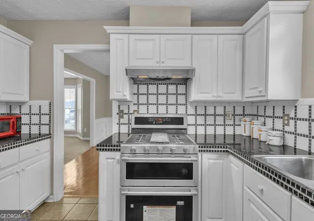 Photo 3 of Single family home for sale at 415 Madison Chase Dr, Lawrenceville, GA 30045 | MLS# 10845414 | Listing updated on 2026-09-29