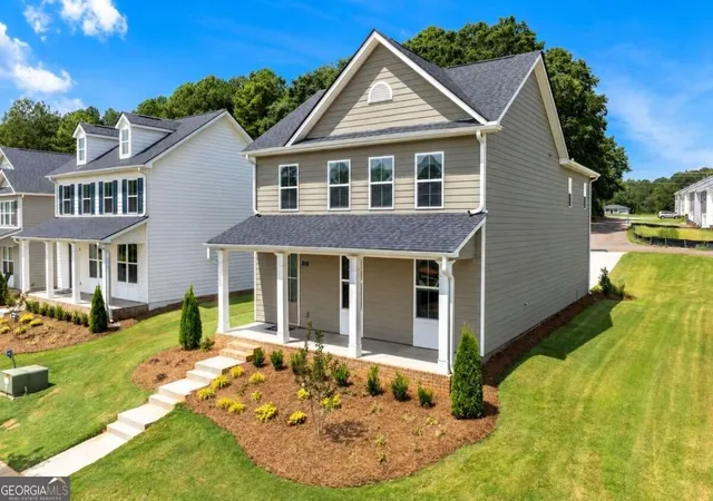 Photo 3 of Single family home for sale at 912 Stow Ln, Monroe, GA 30655 | MLS# 10842483 | Listing updated on 2026-09-23